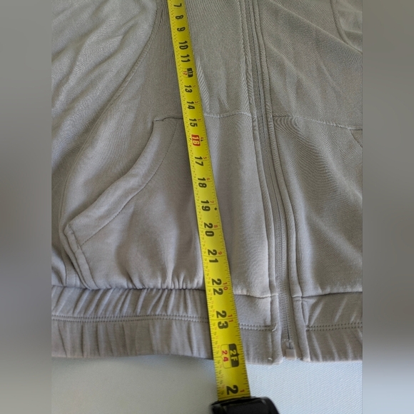 Women's Danskin Zip Up Warm Up Loose Jacket Light Beige Sweater XL EUC - Picture 7 of 10